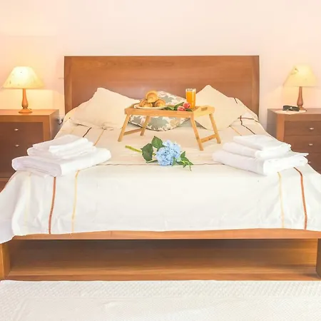 Holiday home Feel-at-home In Machico (Madeira)