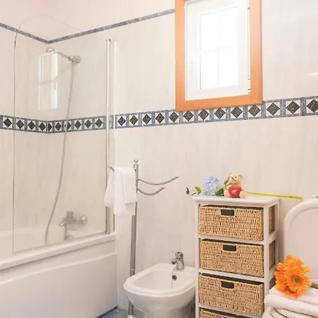 Feel-at-home In * Machico (Madeira)