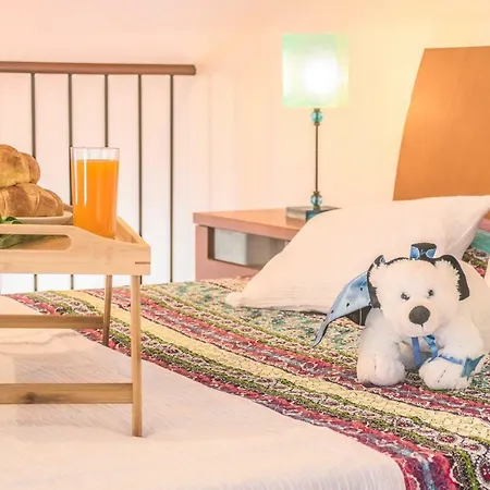 Feel-at-home In Holiday home